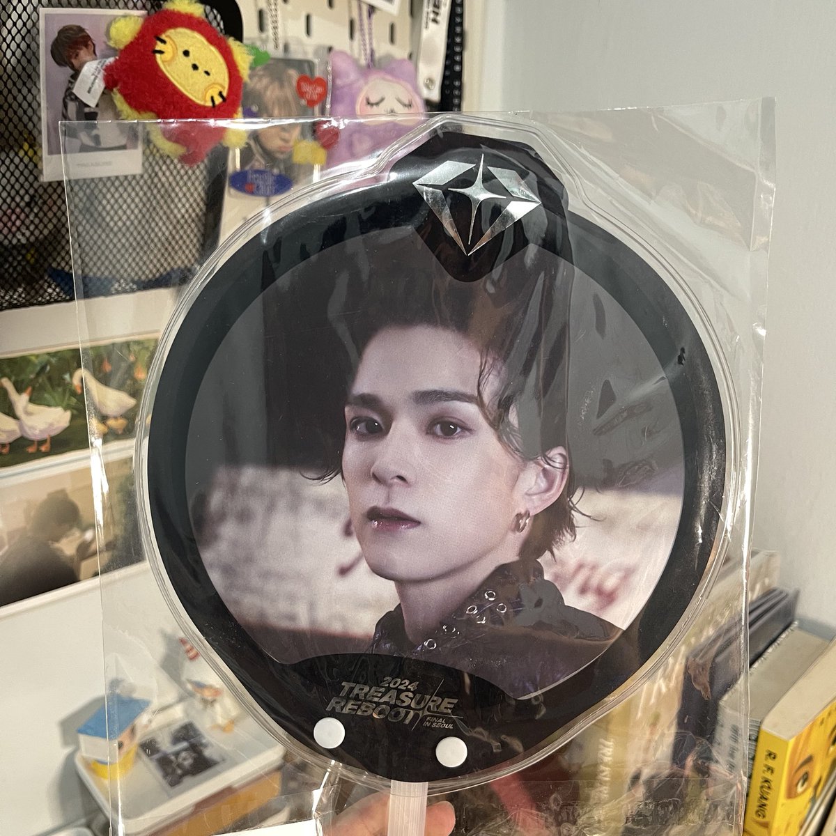 dairymakeu's tweet photo. help rt juseyong ٩( 'ω' )و

ada yang cari pc pc asahi ini &amp; tau market price sekarang gak? boleh bantu dm aku yaa

t. asahi treasure #TREASURE 아사히 wta wts wtt photocard pc sharing trejo 트레저 양도 포카 https://t.co/HikeqSSamZ