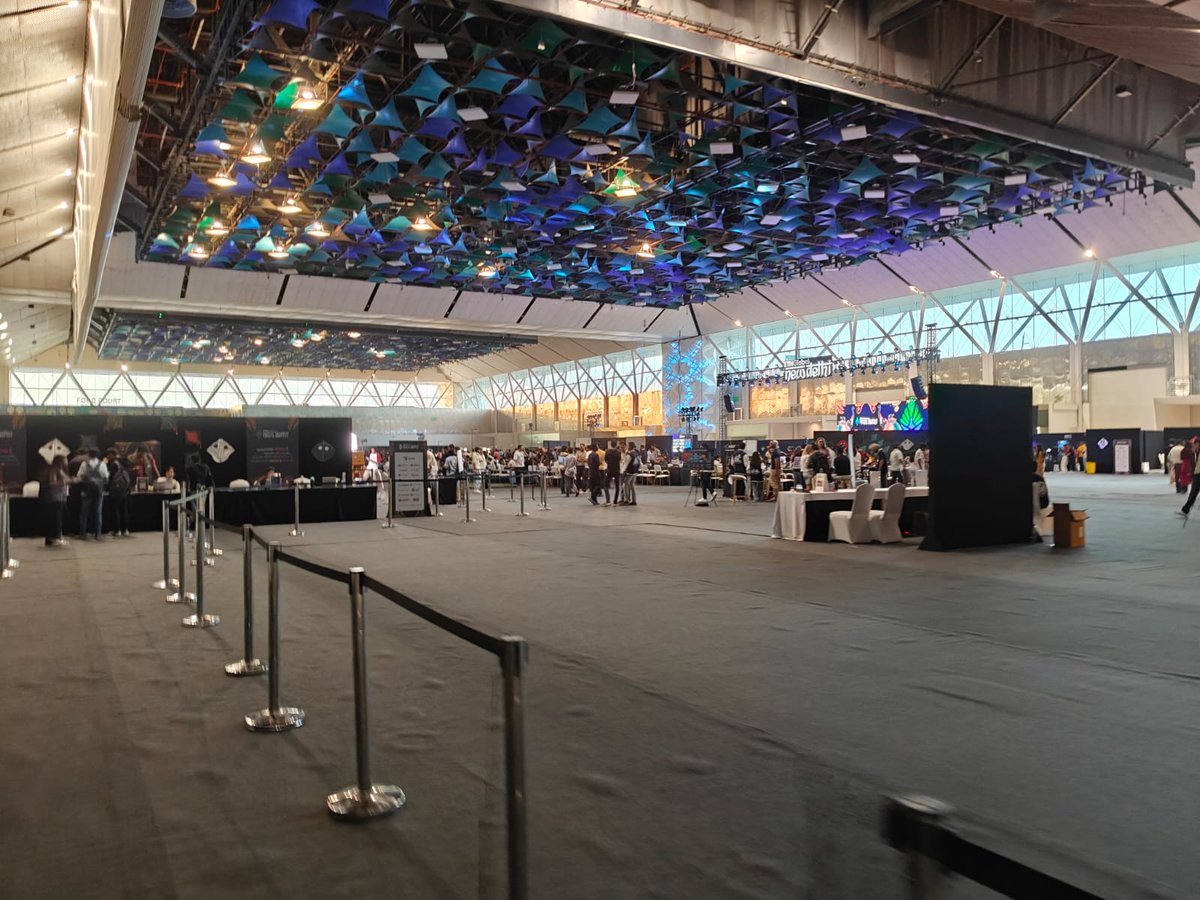 ragexansh's tweet photo. Three days, Endless lessons, One unforgettable experience

Thank you @ETHGlobal for such an amazing event. https://t.co/0g5kGAe8wN