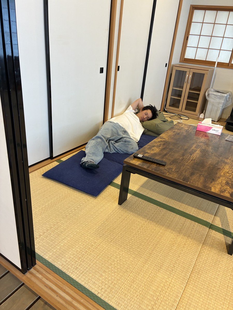 telesquall's tweet photo. そして本日9/29は
我らが宮田のリアルバースデー🥁

誕生日おめでとう㊗️🍻 https://t.co/RxfRegc2GK