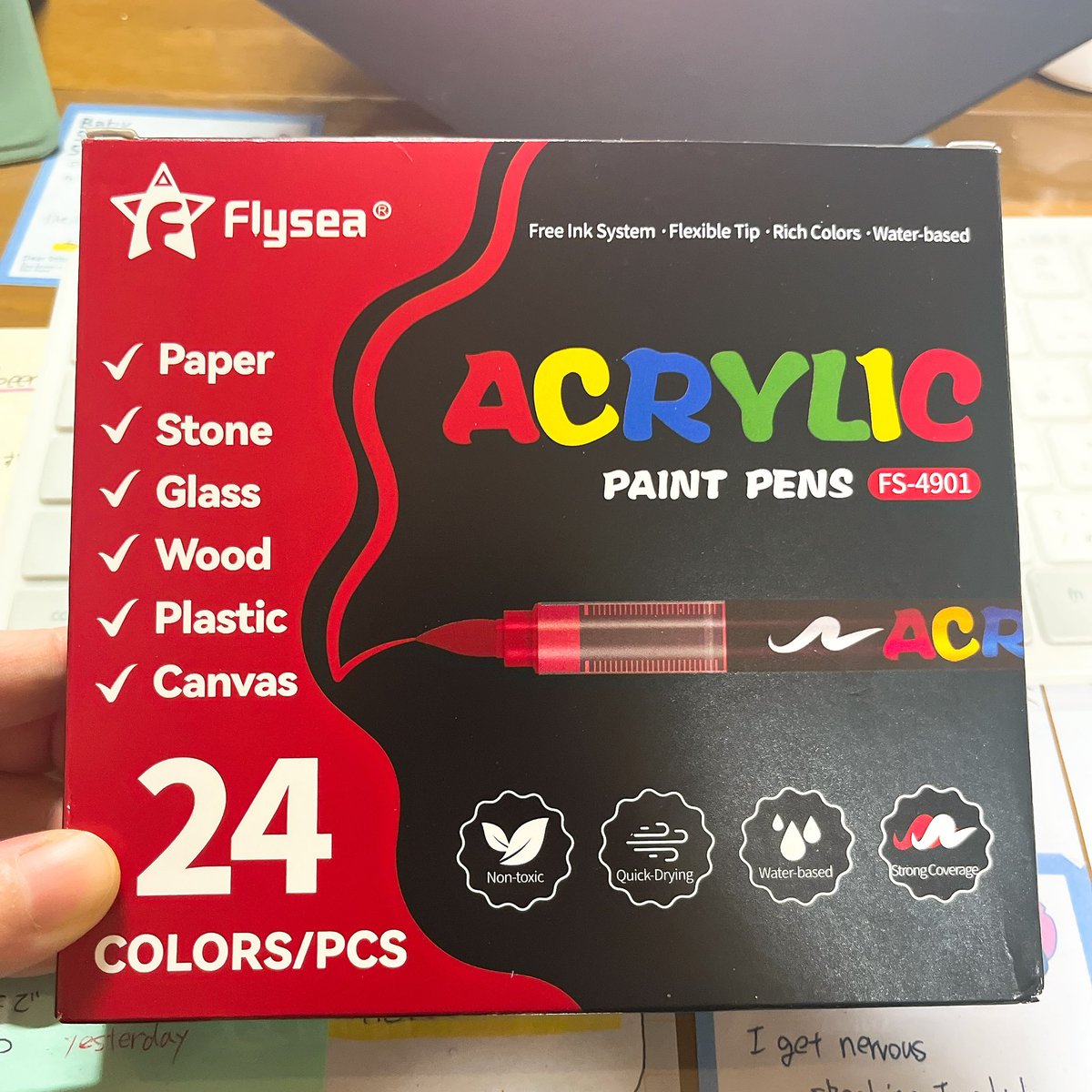 urabe_rocinante's tweet image. 別のアクリルマーカー買ってみた。
ムラになりにくいし、乾かせば濃い色の上から黄色も乗せれるからいいかも。
馴染ませるのもできるしね。
 #flysea  #アクリルマーカー  #acrylicmaker