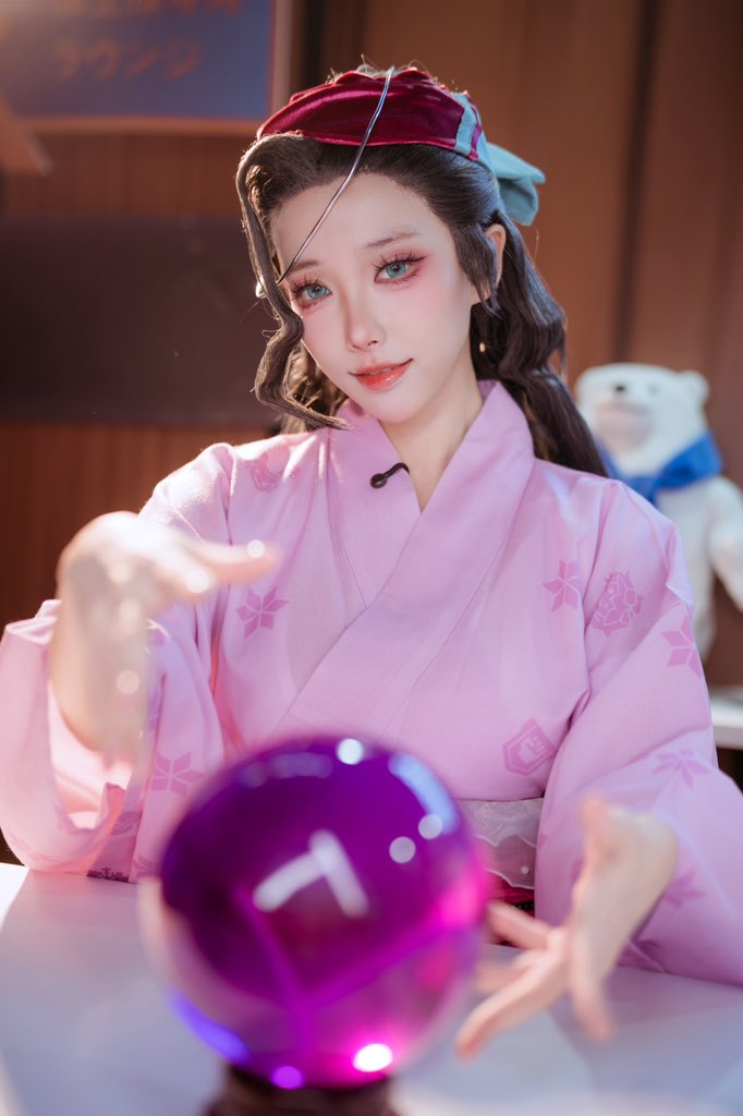 27日はキングシヨットの「ゾーイ」
28日はホワサバの「ミア」
として出演させていただきましたよー！
TGSお疲れ様でした🔮

#TGS2025 
#ホワイトアウトサバイバル　
#ホワサバ　
#キングショット https://t.co/Qhgtc6Lwk6