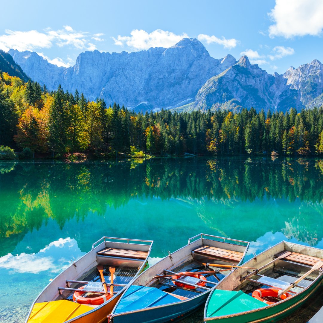 Selectour's tweet photo. 🇮🇹 Forêt enchantée, reflets d’émeraude et silence alpin…
Le lac de Fusine, en Italie, vous plonge dans un conte de fées au cœur des montagnes. 🏞️🍃
#italie #lacdefusine #alpesjuliennes #nature #europe #selectour https://t.co/tzNUIzVfNY