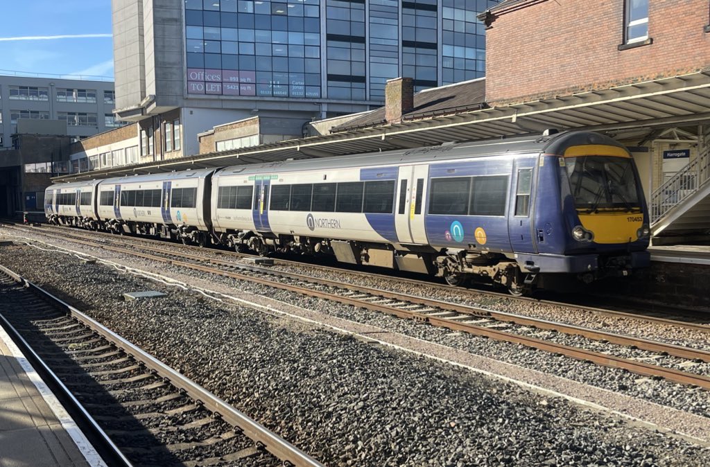 We are in Harrogate this morning for the launch of an industry leading ticketing initiative as the first digital pay-as-you-go trial starts in the North between Leeds &amp; Harrogate. 

Sign up to help inform the future of ticketing and get £15 free credit 👉 northernrailway.co.uk/tickets/pay-as…