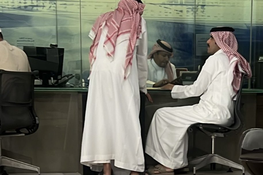 _3dn2's tweet photo. ضياع العشم يثّر على البال بالتنكيد
مثل ما السهر يثّر سواده على الحاجر

مطحس بن حمد https://t.co/7hecS18RUg