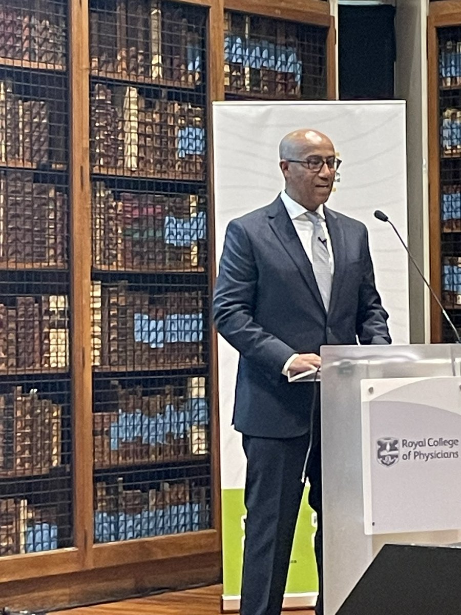 “We must deepen our commitment to equity and health in Africa” <a href="/AREF_Africa/">Africa Research Excellence Fund</a> Chair of the Board of Trustees, Solomon Soquar at today’s Africa Research Excellence Fund 10 year celebrations 🥳🙌🏾