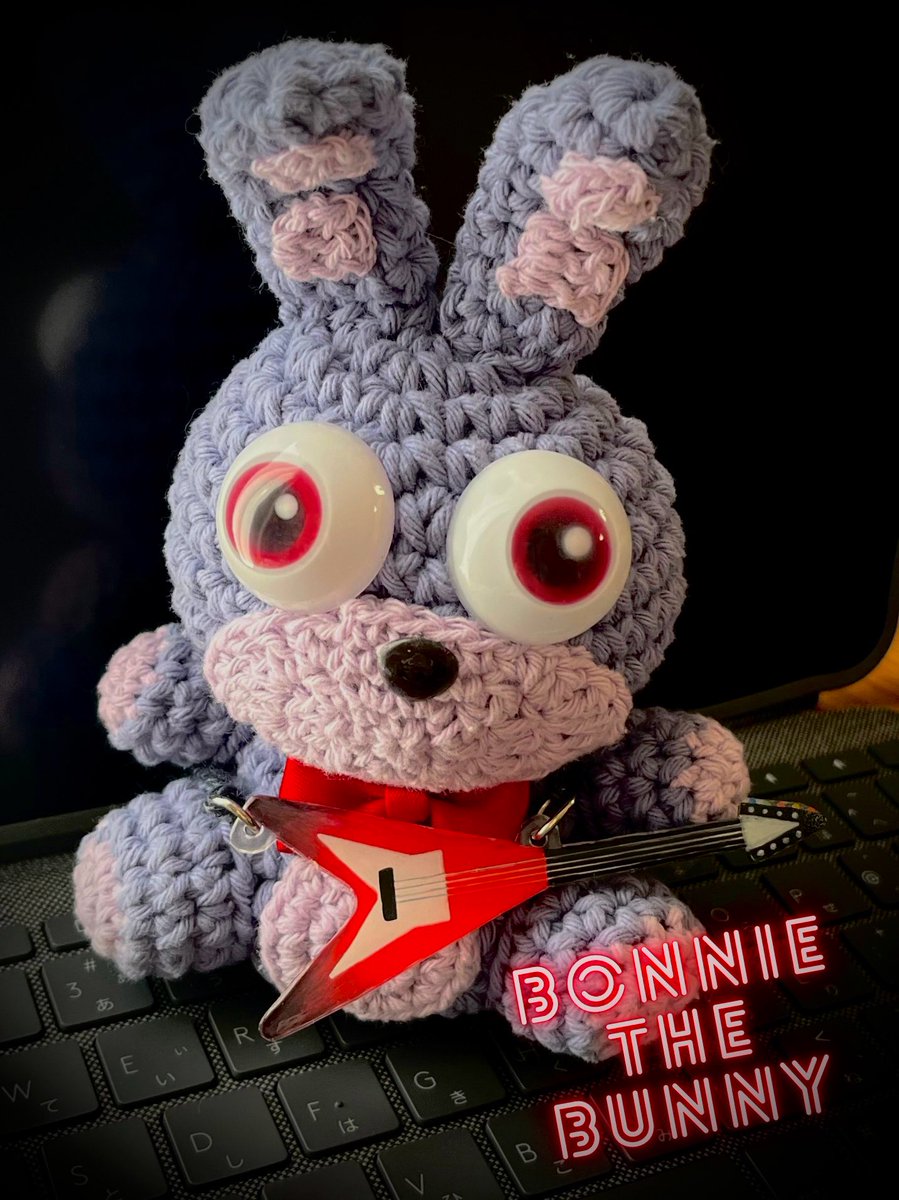 I handmade Bonnie’s base out of plastic board.
#FiveNightsAtFreeddys #fnaf
#BonnieTheBunny