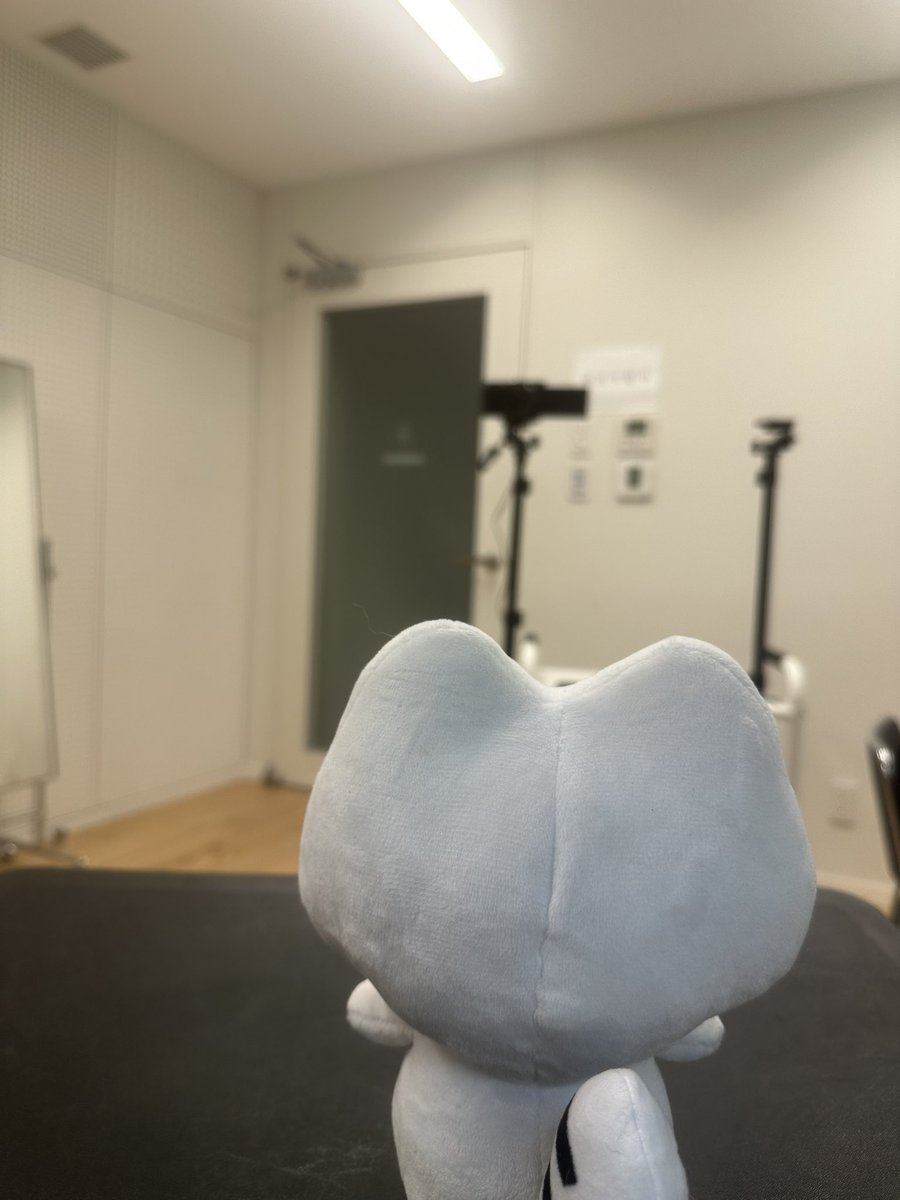 inazawatomoka's tweet photo. 「なで肩のモD」くんのYouTubeにお邪魔しました🍙🍙
撮影で東京音大に潜入❗️

11/14 のコンサートもぜひチェックしてください✨✨⤵️

昨年のピティナ特級ファイナルのゲネ@サントリーで、2階まで響き渡る声量でオケの皆さんに丁寧に挨拶されている姿を見て感動😭
努力家で面白くて優しくて大尊敬です😭 https://t.co/OfTsliUo7x