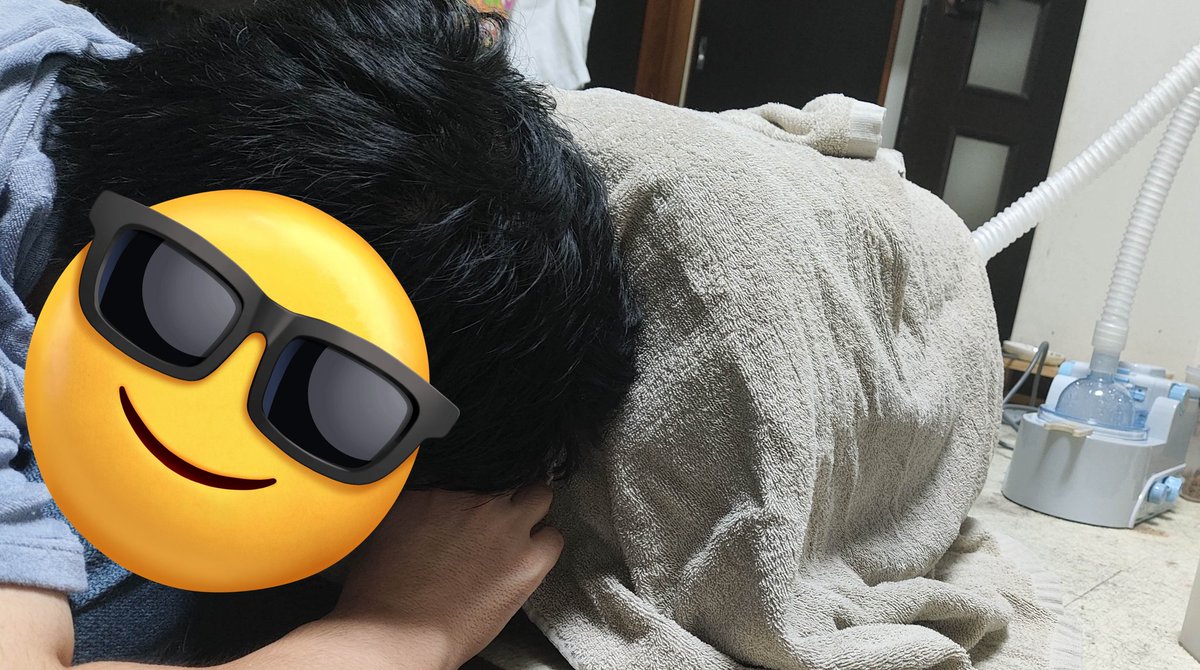 neeeko72's tweet photo. 鼻づまりパパと一緒にネブライザー💭 https://t.co/dOpC0AE9O9