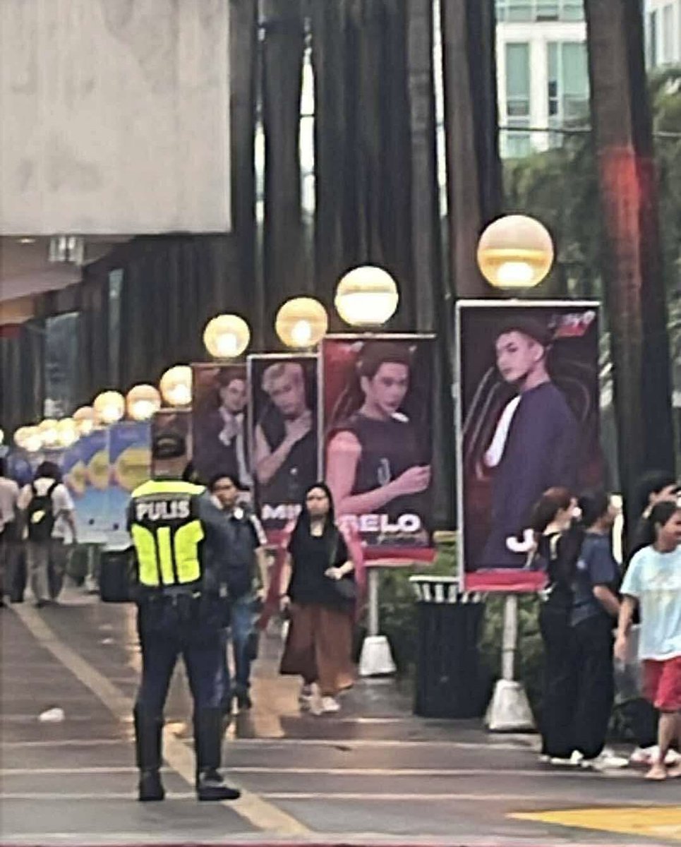 _cinesilip's tweet image. Totoo ang balita! Nasa Araneta na nga sila! 
ACEs may tiket na ba ang lahat?

#BGYONow #BGYO_FirstSoloConcert
#BGYO @bgyo_ph