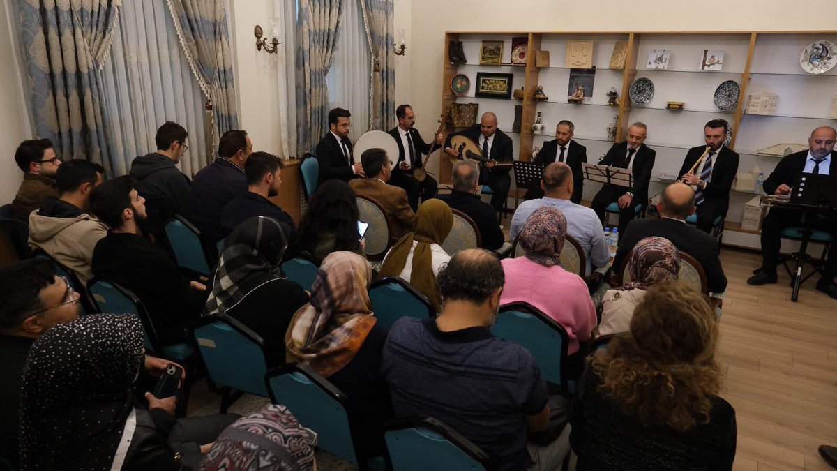 yomed66's tweet photo. Yozgat Musiki ve Edebiyat Derneği’nin, doğumunun 818. yıl dönümü vesilesiyle hazırladığı Hz. Mevlânâ’yı Anma Konseri’nden kalanlar.

#yozgat #yomed #yozgatmusikiveedebiyatderneği https://t.co/EDeJSH2wnQ
