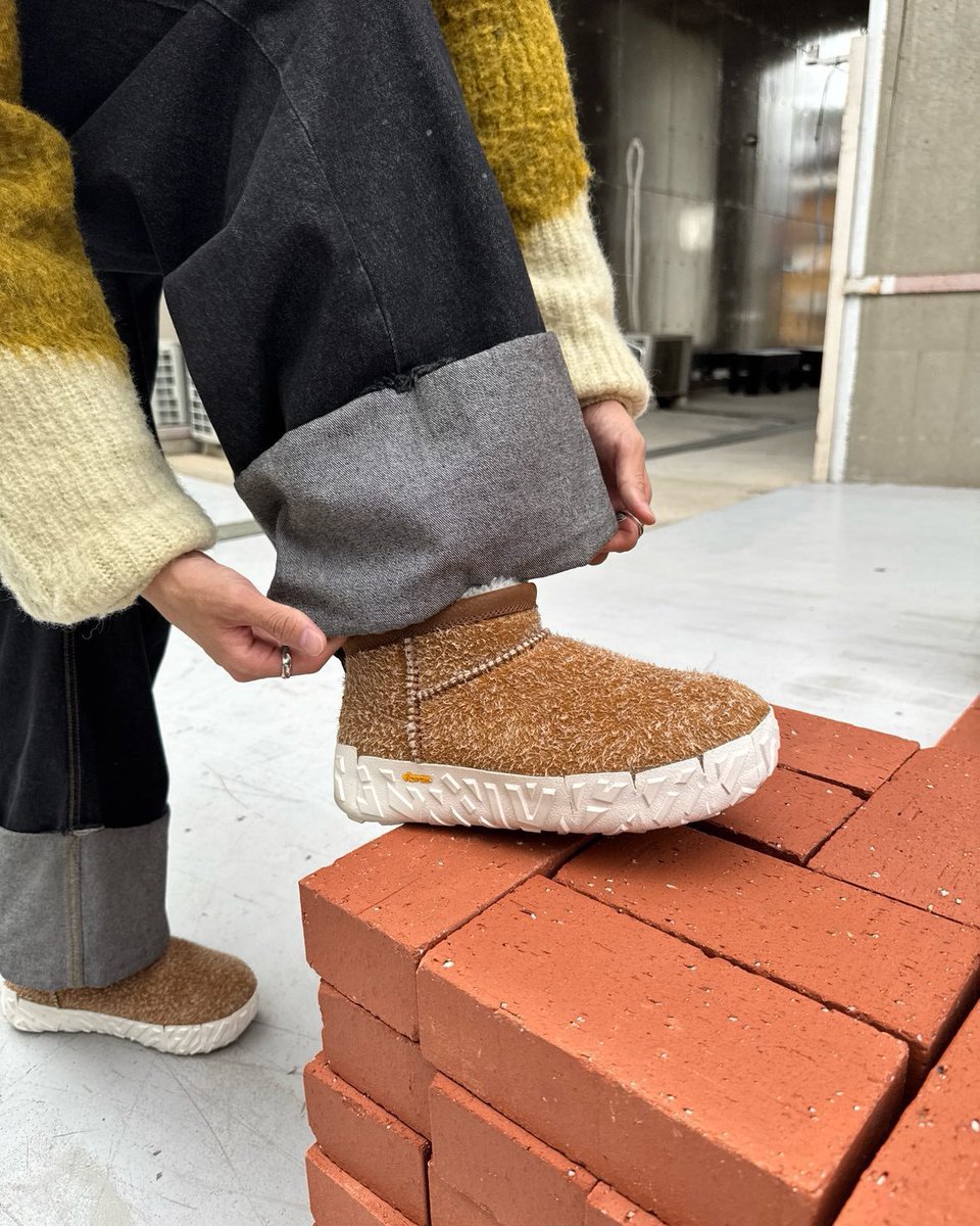 ⭐︎新品未使用⭐︎ UGG K LIL SUNSHINE ブラック 18.5センチ Feels Like UGG｜UGG®（アグ）公式サイト