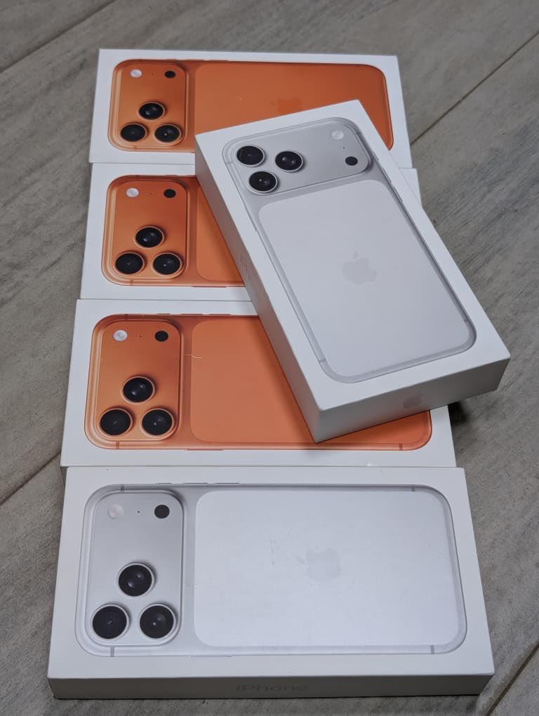 Val_Gadget's tweet image. Week is open