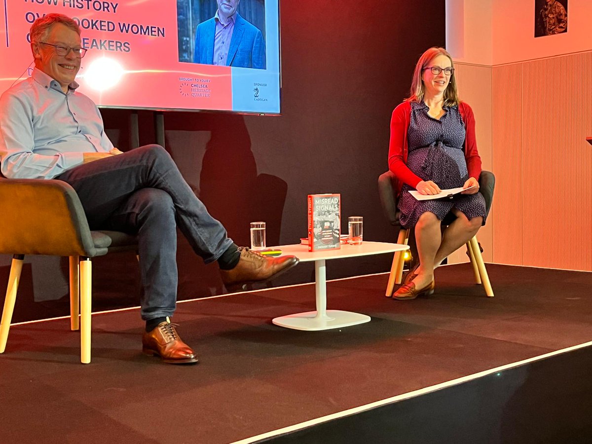 VicWalshWrites's tweet image. Interviewing Dermot Turing (#AlanTuring's nephew & #codebreaking expert) at @NAM_London / @ChelseaHistFest yesterday. Fascinating stories of female codebreakers, written out of history, til now. We'll never tire of #WW2. @bletchleypark @HistoryPress @penswordbooks