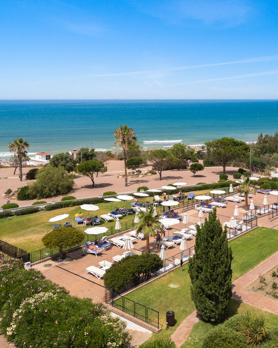 Verano infinito.
#FuerteHoteles #FuerteConilResort #Conil