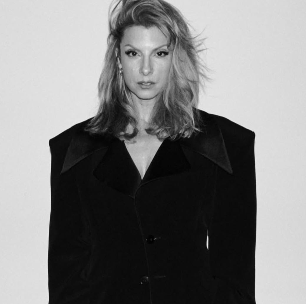 🧎‍♀️🧎‍♀️🧎‍♀️🧎‍♀️