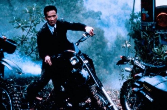 バイクが活躍する映画 ブラック・レイン 冒頭のハーレー、松田優作の
