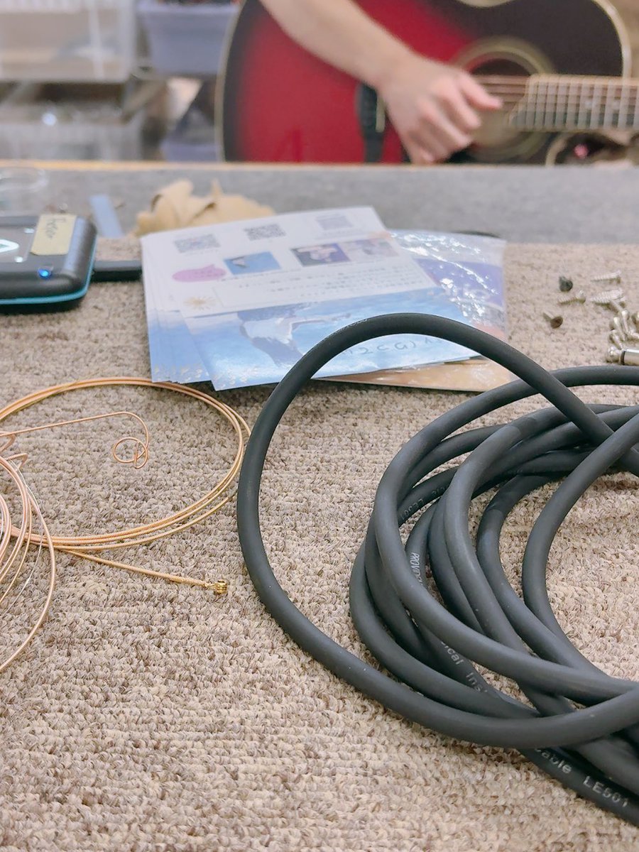 週末のライブに向けて
ギターのメンテナンスに行ってきました🎸

ベータミュージックの笹尾さん(<a href="/BetaRepairshop/">Repairshop Beta | ギター・ベースの修理サービス</a>)
いつもありがとうございます😊
フライヤーも置いていただきました✌️