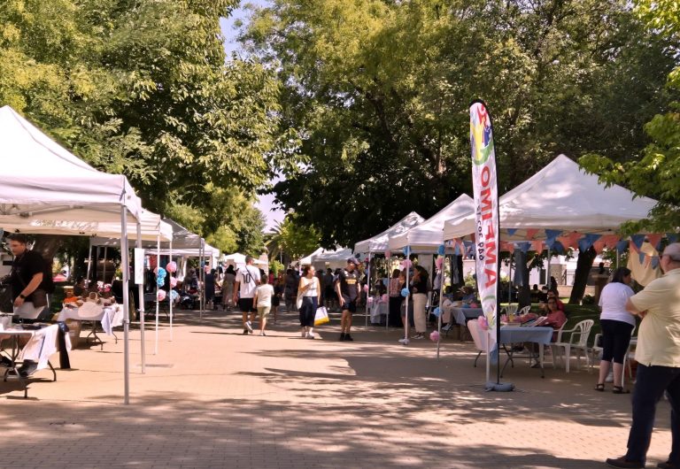 VidessurO's tweet photo. 💚VidesSur en Montilla💚

👏🏽Gracias a la ADMA de Montilla que, como cada año, ha tenido la iniciativa de mostrar la labor de VidesSur ONGD en el "Mercadillo Solidario de María Auxiliadora" de esta localidad . 

[👇🏽🧵] https://t.co/9ouoaoEEUR