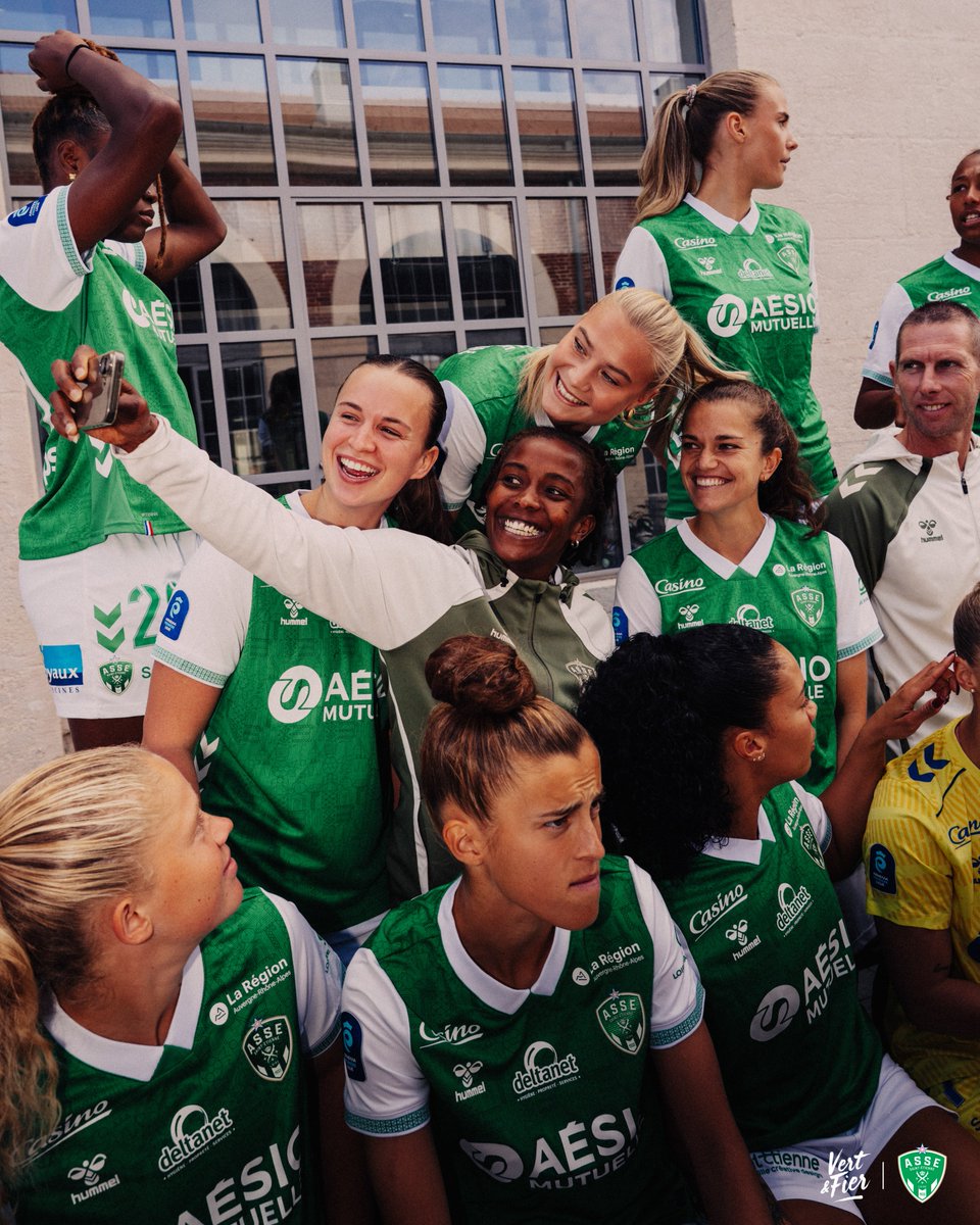 Les Vertes. La photo de classe. 👩‍🏫