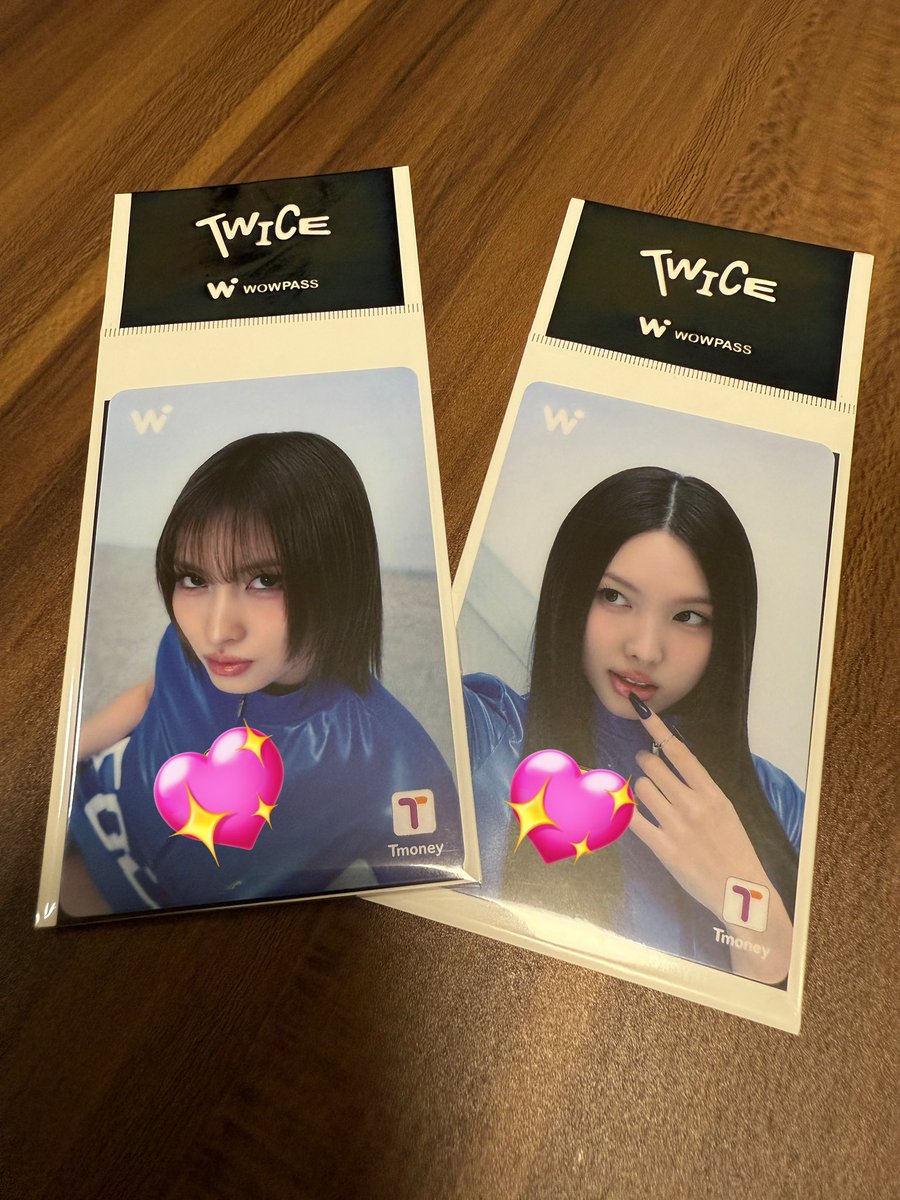 届いてたのにずっと開けてなくてやっと開封🤣
謎にお母さんもナヨンちゃん買ってた笑笑