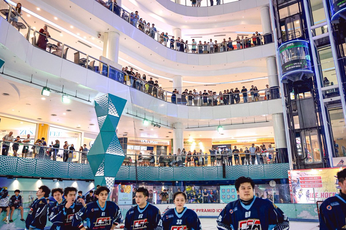 fonger96's tweet photo. Thank you Malaysia 🇲🇾 You were awesome!

Frozen Faceoff 2 tournament at the Sunway Pyramid Ice. https://t.co/p01hTWAJtv
