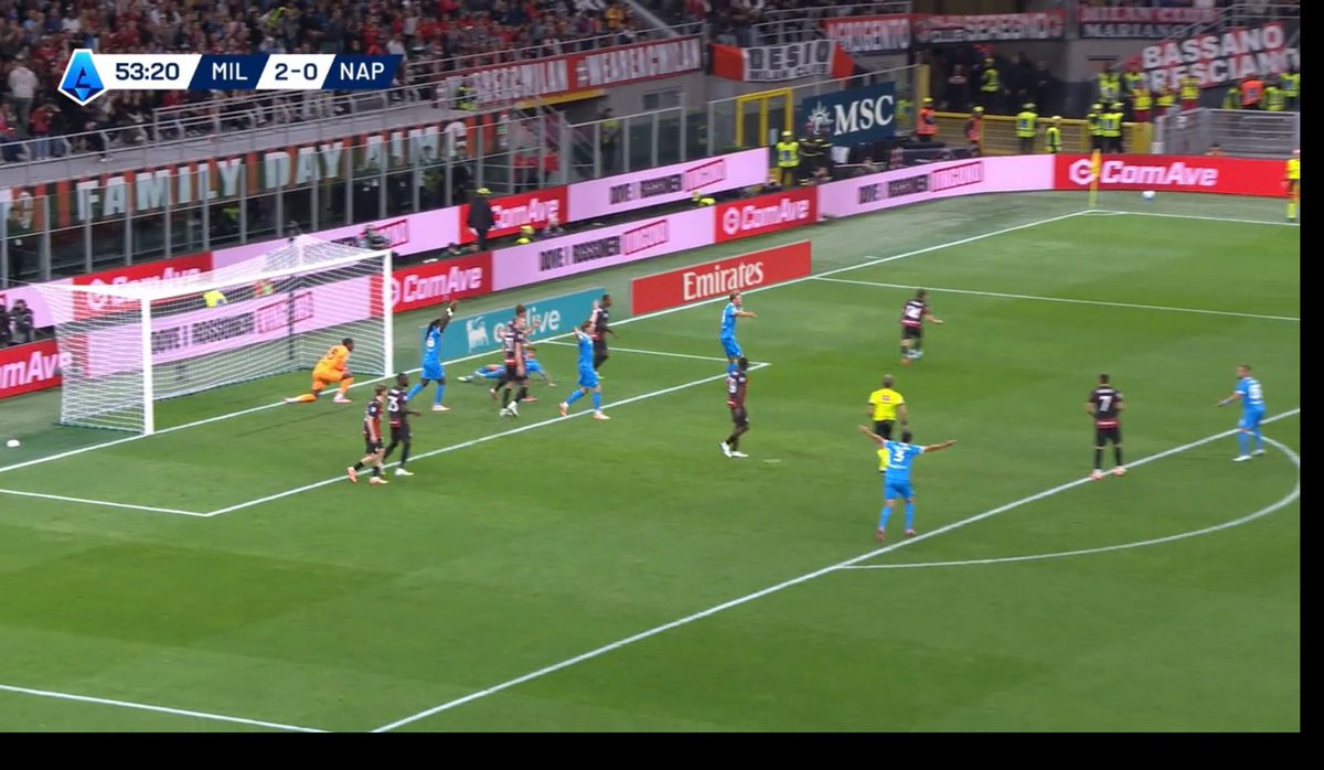 marcoazzi66's tweet photo. Sei minuti per far battere un calcio di rigore e solo sette di recupero: è un "errore" arbitrale anche questo... https://t.co/n5XToDKOTA