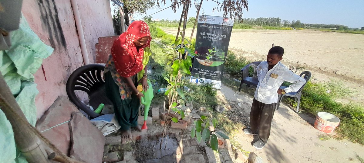 greenindiaf's tweet photo. नदी उत्सव मे स्थानीय लोगों की रूचि देख कर बहुत ही आनंद आया और उनका भी पर्यावरण नदी पर समझ काबिले तारीफ रही कई जगहों पर सम्भव है लोगो का आना जाना रहता हो जागरूकता को लेकर 🌱🌳🙏 https://t.co/jCwM5IR2p0