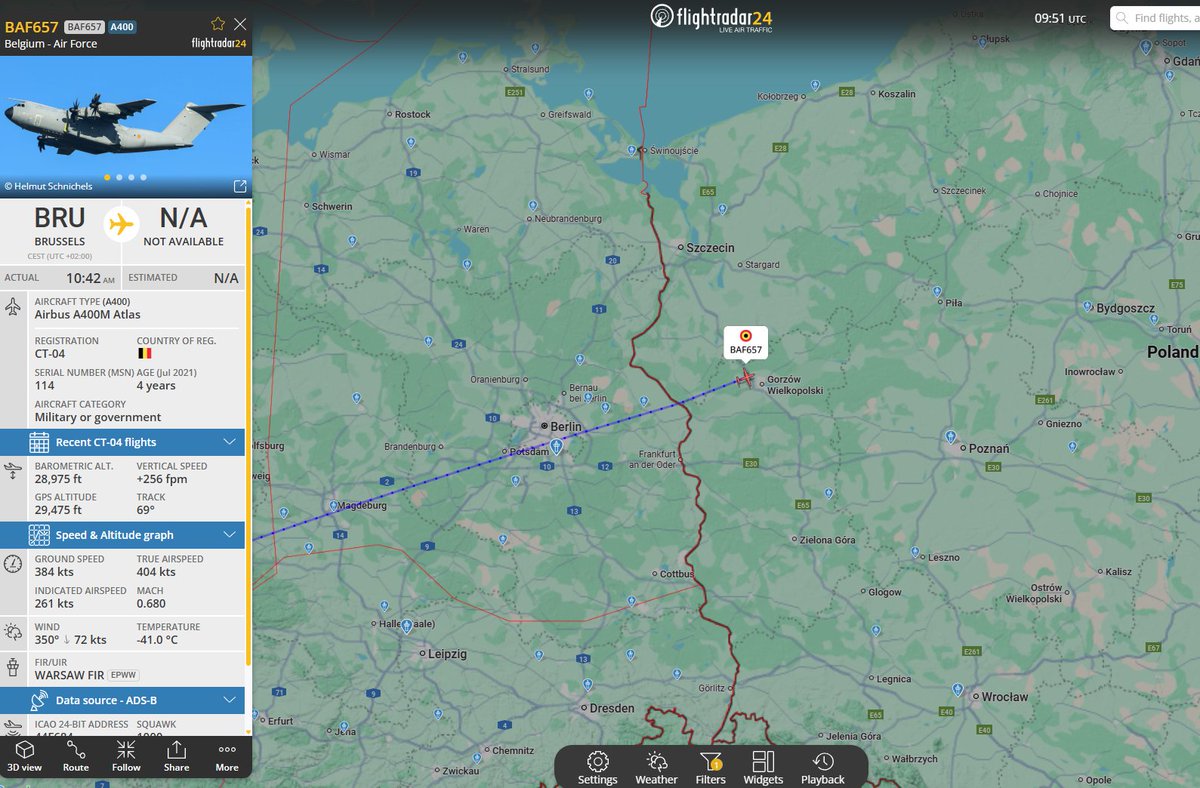 PolishMilRadar's tweet photo. 📅29.09⌚️11:52LT

🇧🇪 Siły Powietrzne Belgii
✈️ Airbus A400M Atlas "CT-04"
🛫 Bruksela #EBBR 🇧🇪
🛬 Kowno #EYKA 🇱🇹
#BAF657 leci tranzytem na FL290
🔗https://t.co/DjA8ZeSJLT

#POLMILRADAR https://t.co/8QcqnM5EEl