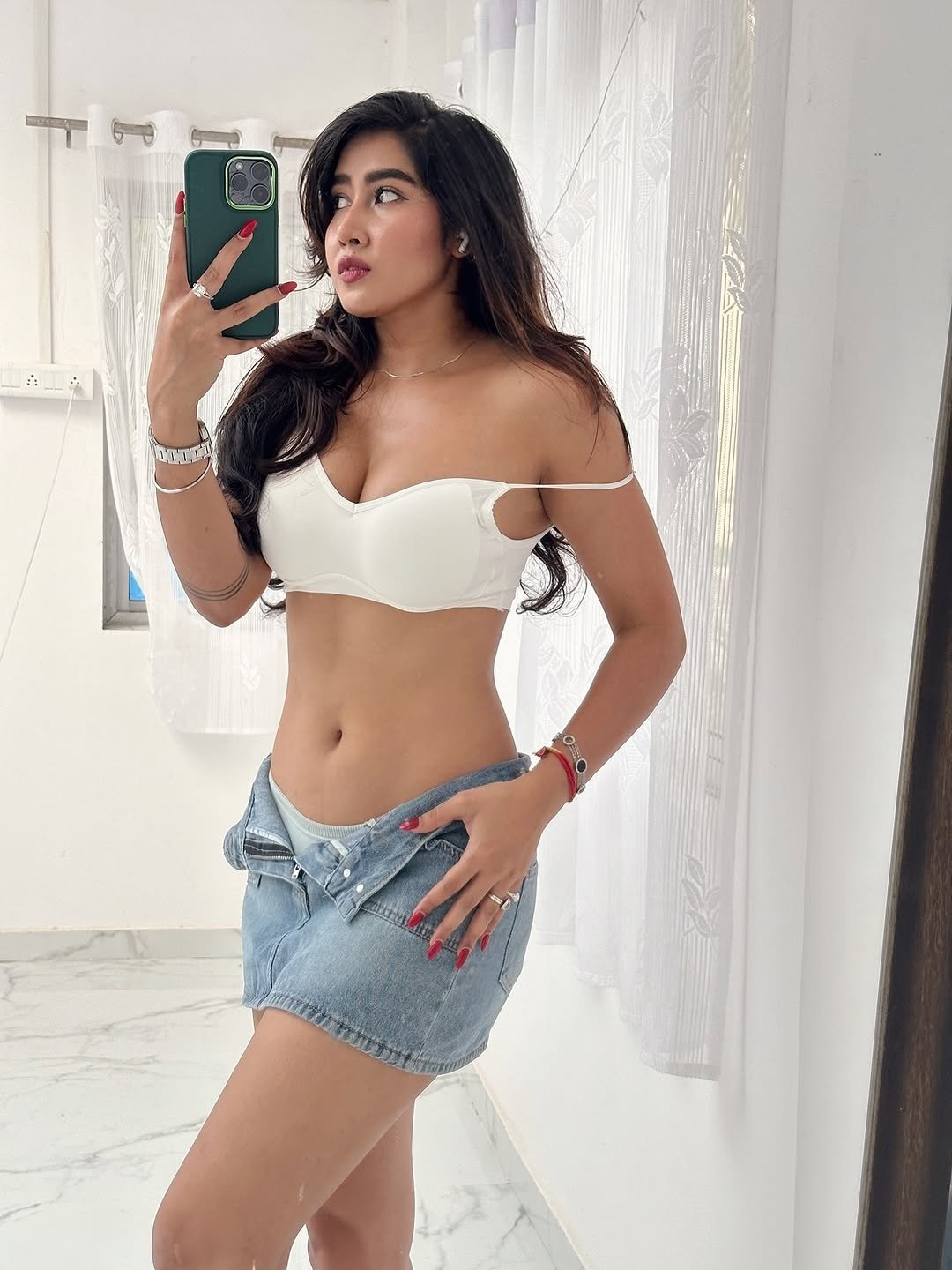 G2AVuzua8AAtk_7?format=jpg&name=large