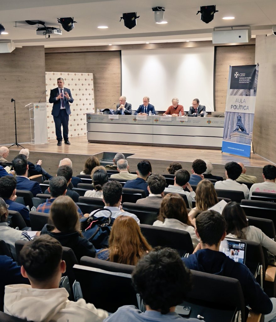 Instituto Democracia CEU tweet media