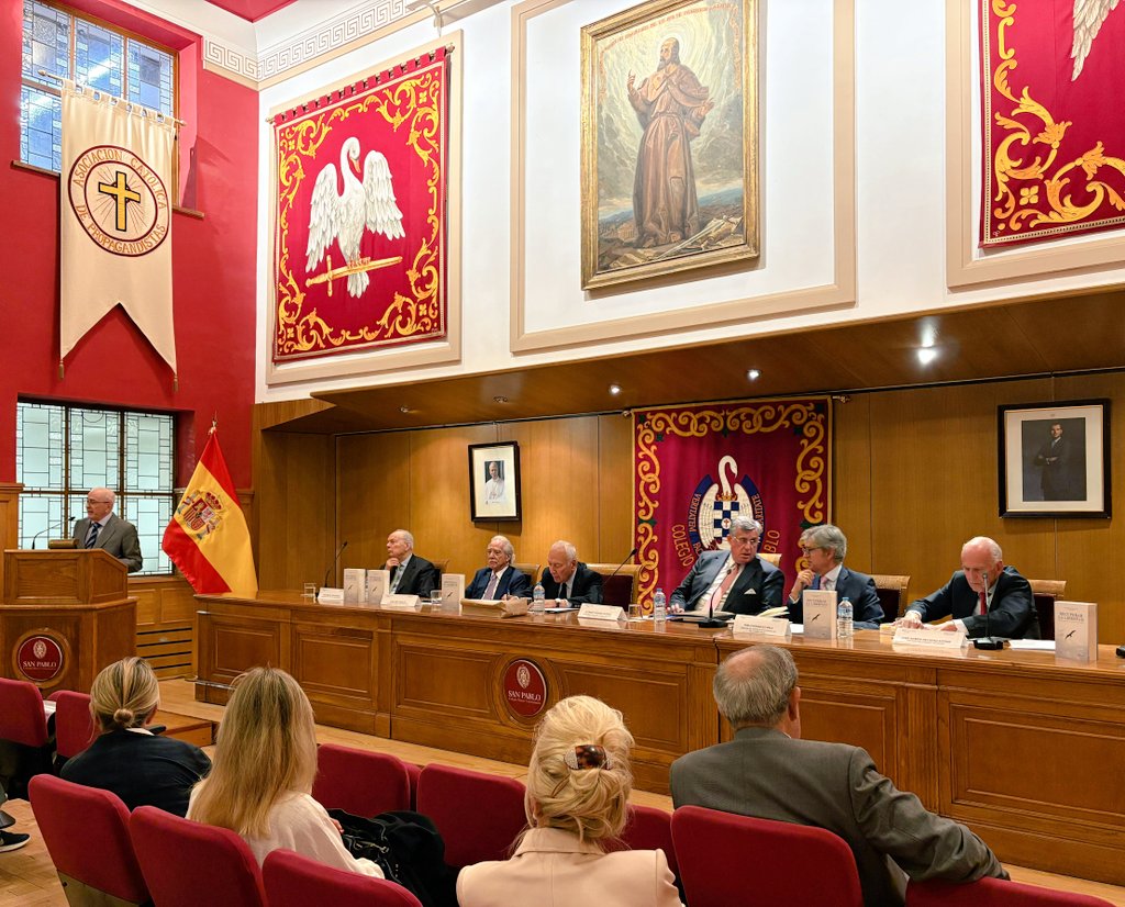 Instituto Democracia CEU tweet media