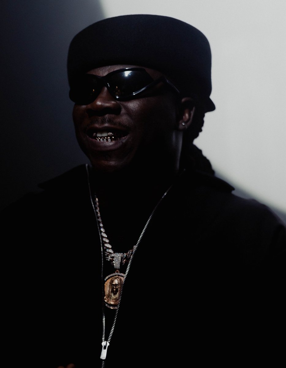 stonebwoy's tweet image. Not Afraid of Evil.. I'm getting Bolder

THE TORCHER!🔥💡

vyd.co/StonebwoyTheTo…