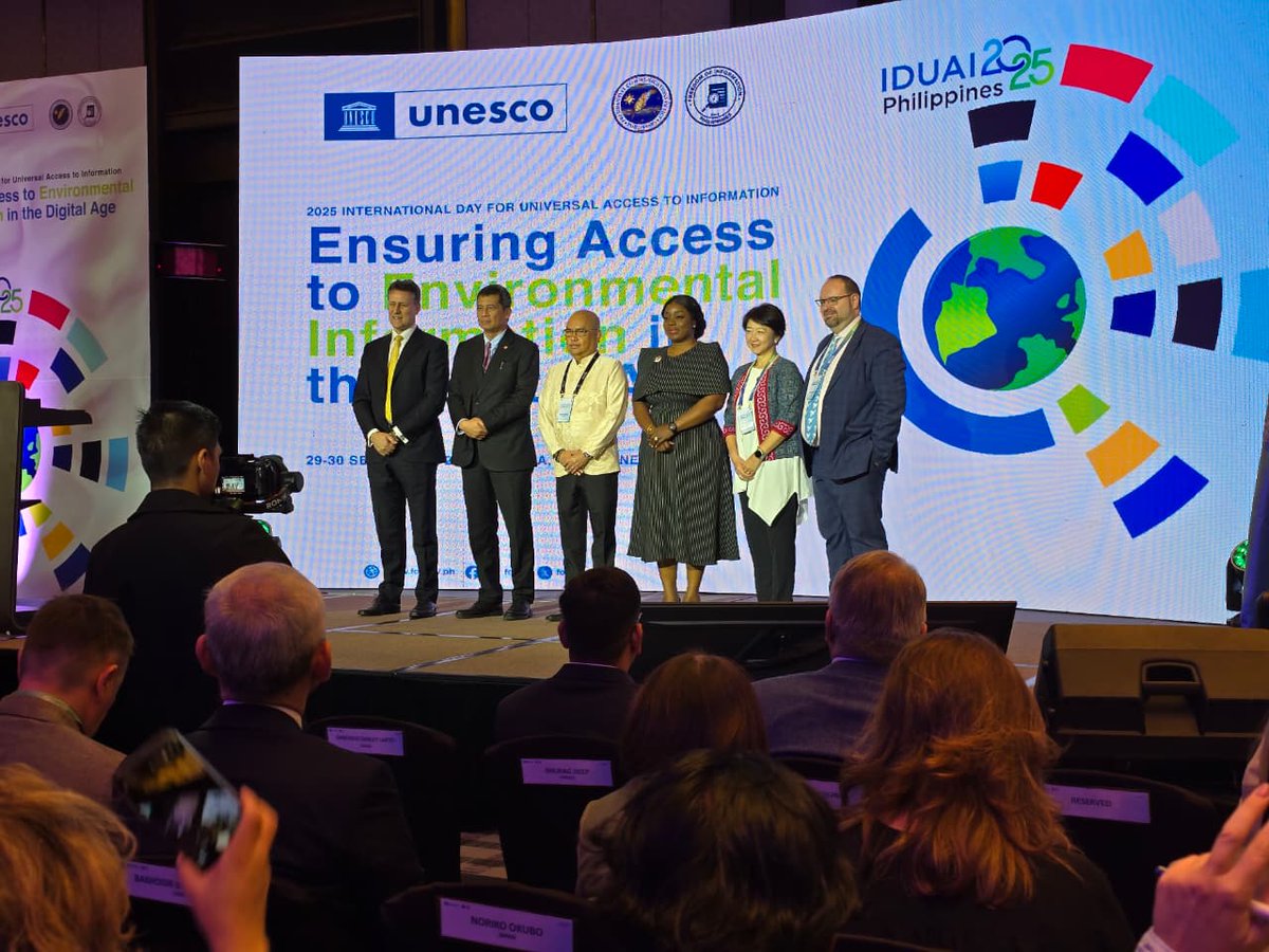 africafoicentre's tweet photo. International Day for Universal Access to Information global commemoration ongoing in Manilla. π
πΈ Official emblem handover of #2025IDUAI by the Republic of Ghana to the Philippines.
#ENVIRONMENTALINFORMATION #RIGHTTOKNOW #ACCESSTOINFODAY https://t.co/j7c22714ok