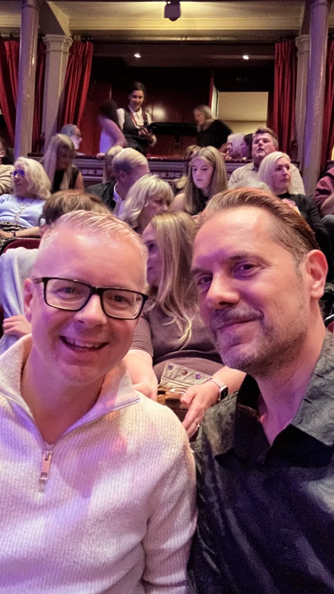 JimDavisOnAir's tweet photo. What a truly spectacular night @RoyalAlbertHall for #MagicAtTheMusicals 2025! So many memorable moments and surprise guest appearances... I'll share some highlights with you on #MagicMusicals #Hometime from 4-7pm all this week! Listen @HelloRayoUK or https://t.co/xmYBpGj8tc https://t.co/a1vKokOJAd