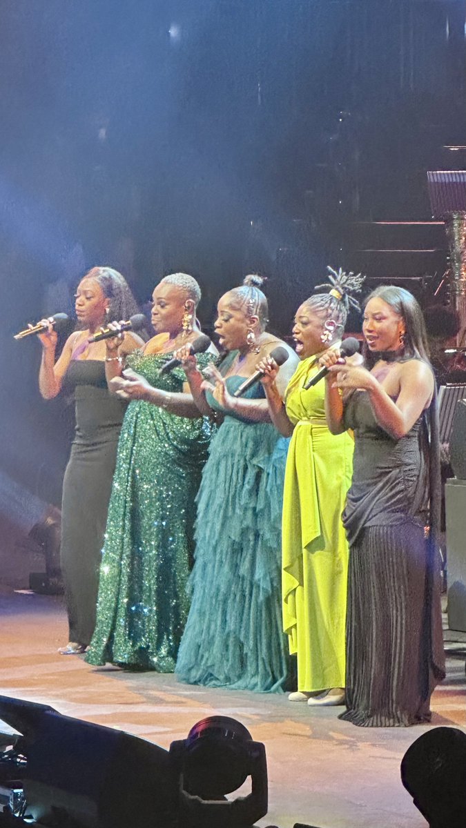 JimDavisOnAir's tweet photo. What a truly spectacular night @RoyalAlbertHall for #MagicAtTheMusicals 2025! So many memorable moments and surprise guest appearances... I'll share some highlights with you on #MagicMusicals #Hometime from 4-7pm all this week! Listen @HelloRayoUK or https://t.co/xmYBpGj8tc https://t.co/a1vKokOJAd