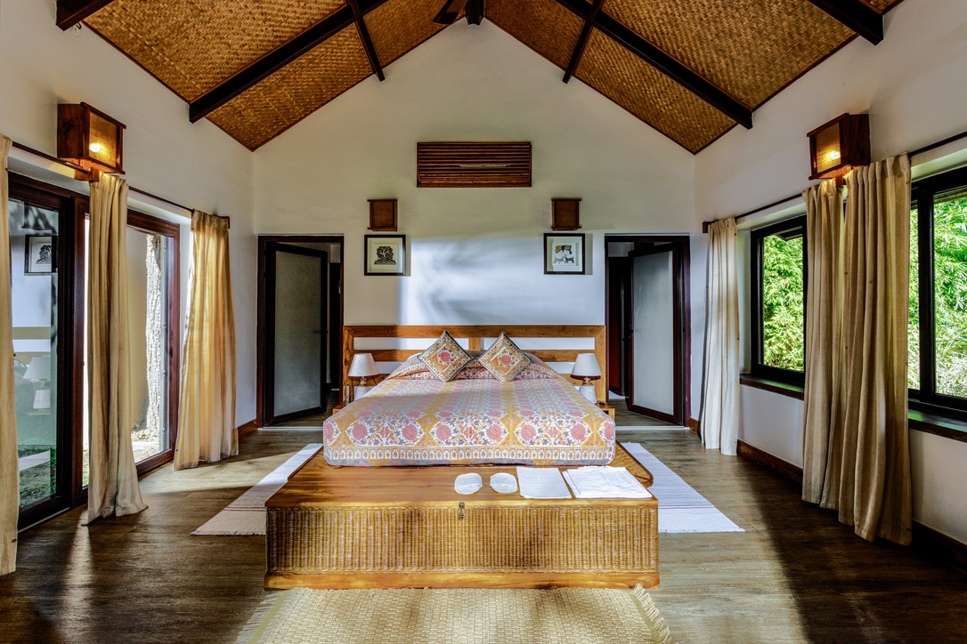 breakationtrips's tweet photo. 🌳✨ Into the Wild with Comfort! 🐅🍃
Stay in a luxury cottage at Baherakhar, MP 🏡 (1 BR for 2, meals included).
🔥 Cozy inside, wild outside!

💸 ₹37,500/night (2 guests)
📆 Book Now 👉 https://t.co/tAZW2YRFrD

#BreakationTrips #LuxuryInTheWild #NatureStay #TravelIndia https://t.co/FoScYvlFbw