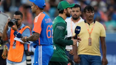 Meajay123's tweet photo. Hypocrisy alert! If you didn't want to shake hands or accept the trophy from ACC Chairman, why play the game? Selective memory? Pehalgam attack &amp; Operation Sindoor still fresh in our minds, but BCCI's priorities seem skewed. #BCCI #AsiaCup2025 #HypocrisyAtItsPeak #INDvPAK https://t.co/kRsBfgexTg