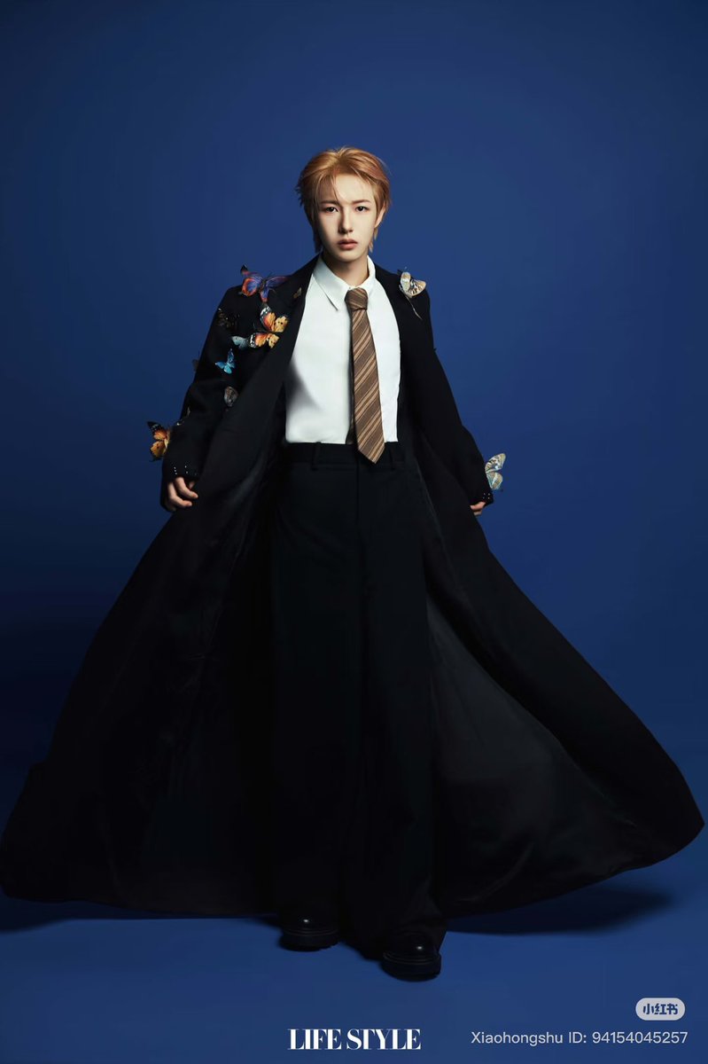 HRJFEED's tweet photo. #renjun for the october 2025 issue of《精品购物指南Lifestyle》💛 https://t.co/vDzfxvyp0Z