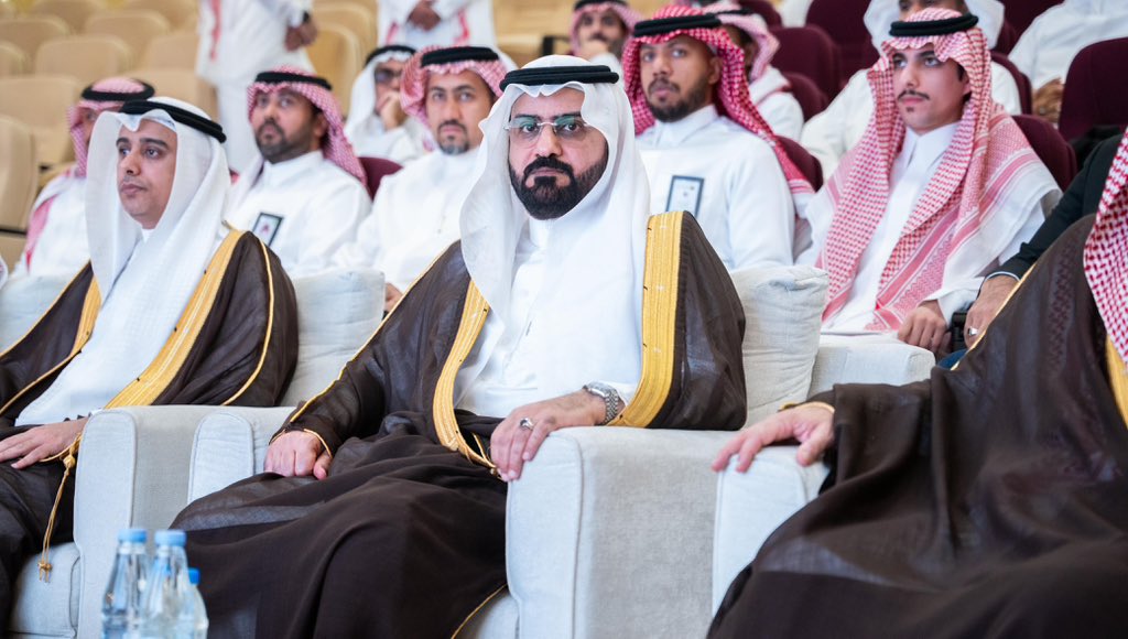 m_aljafry's tweet photo. برعاية كريمة من صاحب السمو الملكي الأمير #سعود_بن_طلال بن بدر محافظ الأحساء، سعدت اليوم “الاثنين” بتكريم المشاركين في ورشة “��لتحديات والحلول التي تواجه المناطق الزراعية”، والتي تعكس حرص سموّه على دعم التنمية الزراعية وتعزيز الاستدامة بما يتوافق مع رؤية المملكة 2030.
شكرًا للقائمين عليها، متمنين لهم دوام التوفيق والنجاح