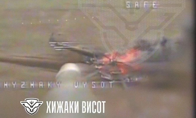 G2AXeUPXwAArezF?format=jpg&name=small