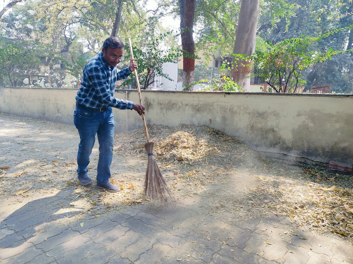 Ek din, Ek Ghanta,Ek sath One hour Shramdaan 
#SwachhataHiSeva2025 #SHS2025