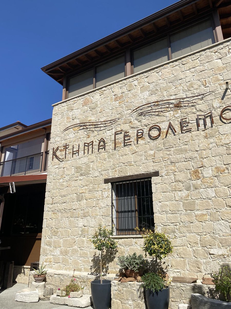 SmartVitiNet's tweet image. Only 5 days left until the Cyprus Demo Day! Will you be joining us in the beautiful Kitma Gerolemo?

Witness the precision viticulture technology in action, and additionally, learn about the funding opportunities on the 3rd of October 12:30! smartvitinet.eu/demo-day-in-cy…