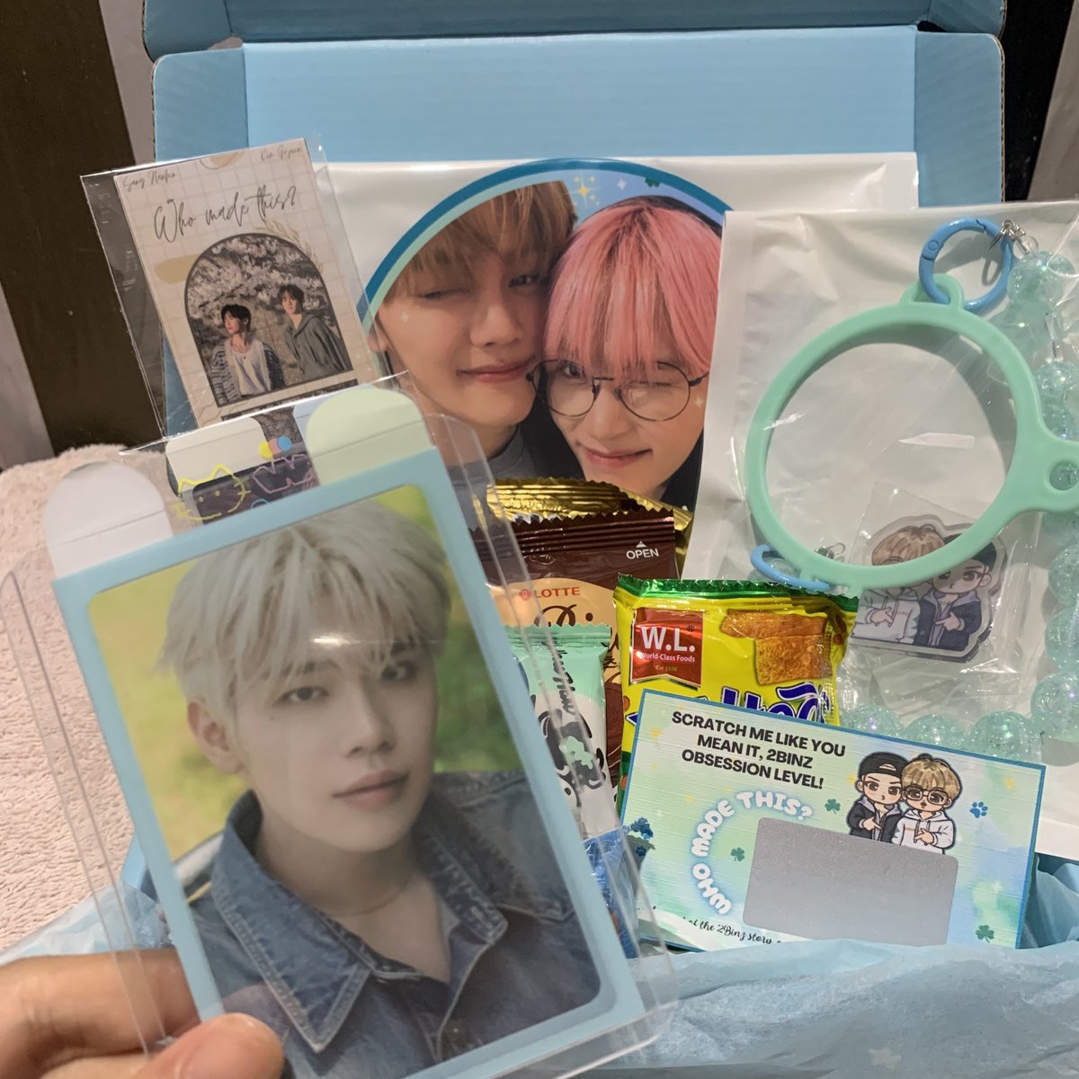 acelstaerae's tweet image. finally, nakahabol pa sa 2binz online cse kit! thank u so much @2binzPh for organizing this super wholesome event for our 2binz and for giving super generous kit inclusions for free, plus may additional taerae pcs pa 🥹 labyu 2binz and kay admin !! 🥰

#WhoMadeThis #2BinzMadeMe