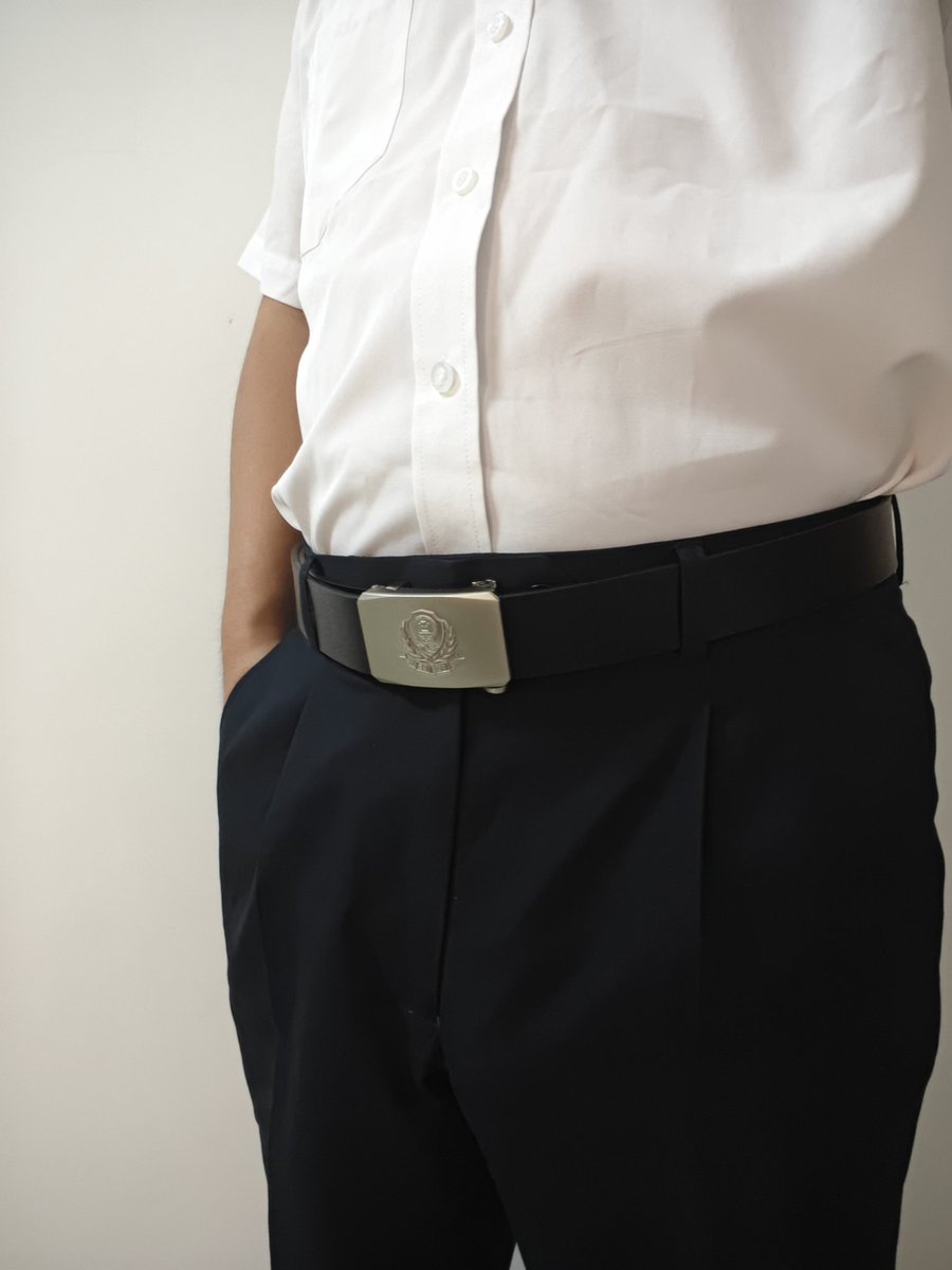 Lock & Uniform tweet media