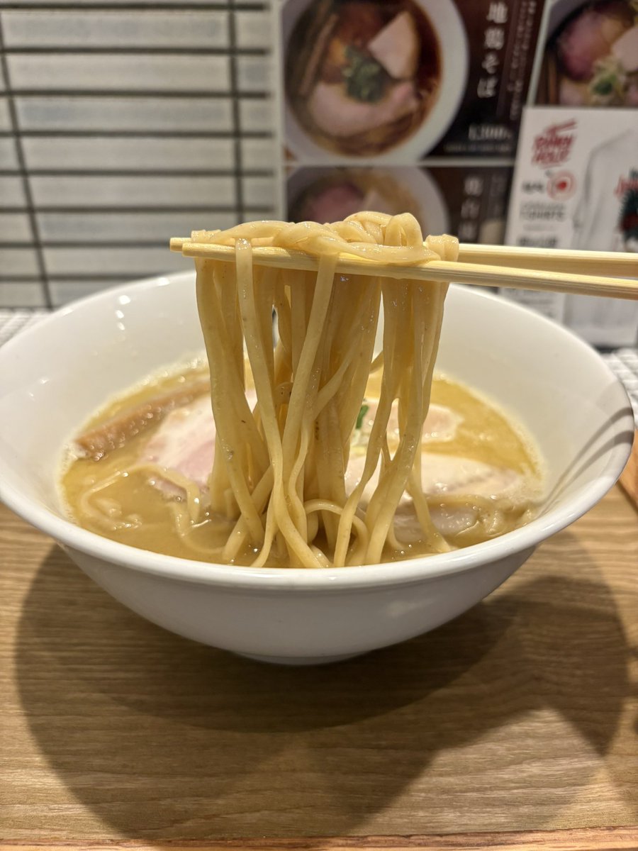 DESCENTE - ラーメン好き DESCENTE - ラーメン好き M.G.T🎧 on X: