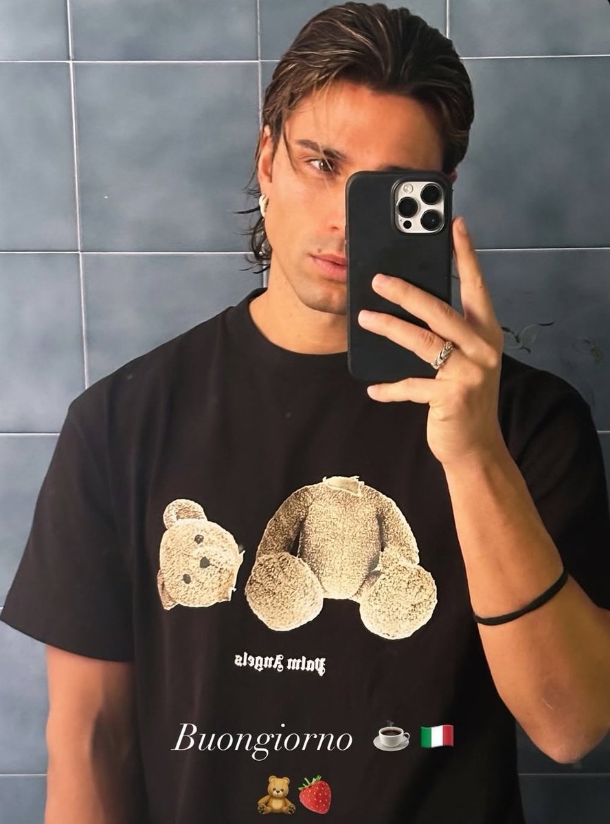 ..Buongiorno Luca..🥰
Guapísimo!..🫶❤️‍🔥♥️
#LucaOnestini29S