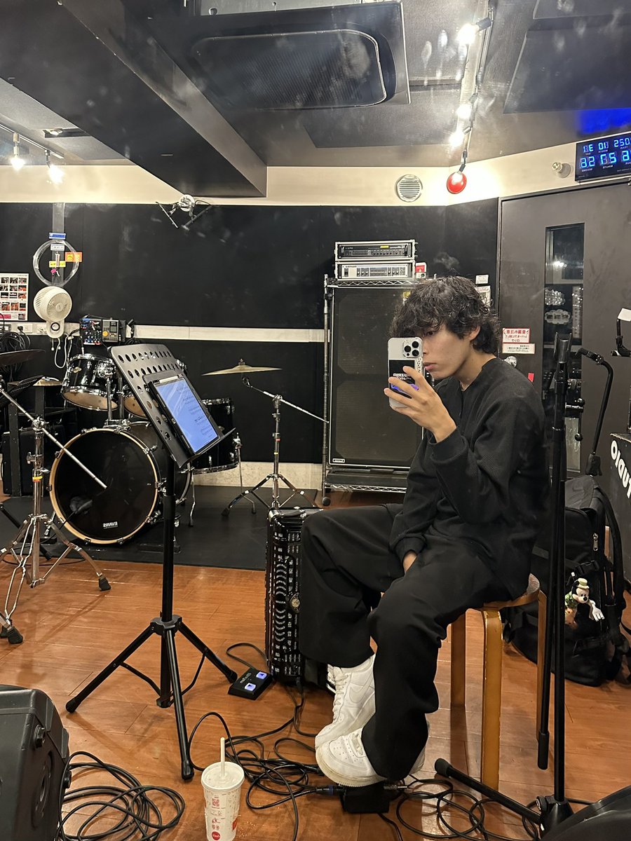 munetantan's tweet photo. 𝙉𝙚𝙭𝙩 𝙇𝙞𝙫𝙚
10/4(土)イオンモールナゴヤドーム前でLIVEさせて頂きます
今回はドラマーの山下さんとデュオで🥁🪗 

入場無料🆓買い物がてら遊びに来てね〜！

【場所】イオンモールナゴヤドーム前1F 
セントラルコート　
【時間】①11:30- ②14:30-

詳細
https://t.co/oyfJ4kcAkG https://t.co/2ueCKGixax