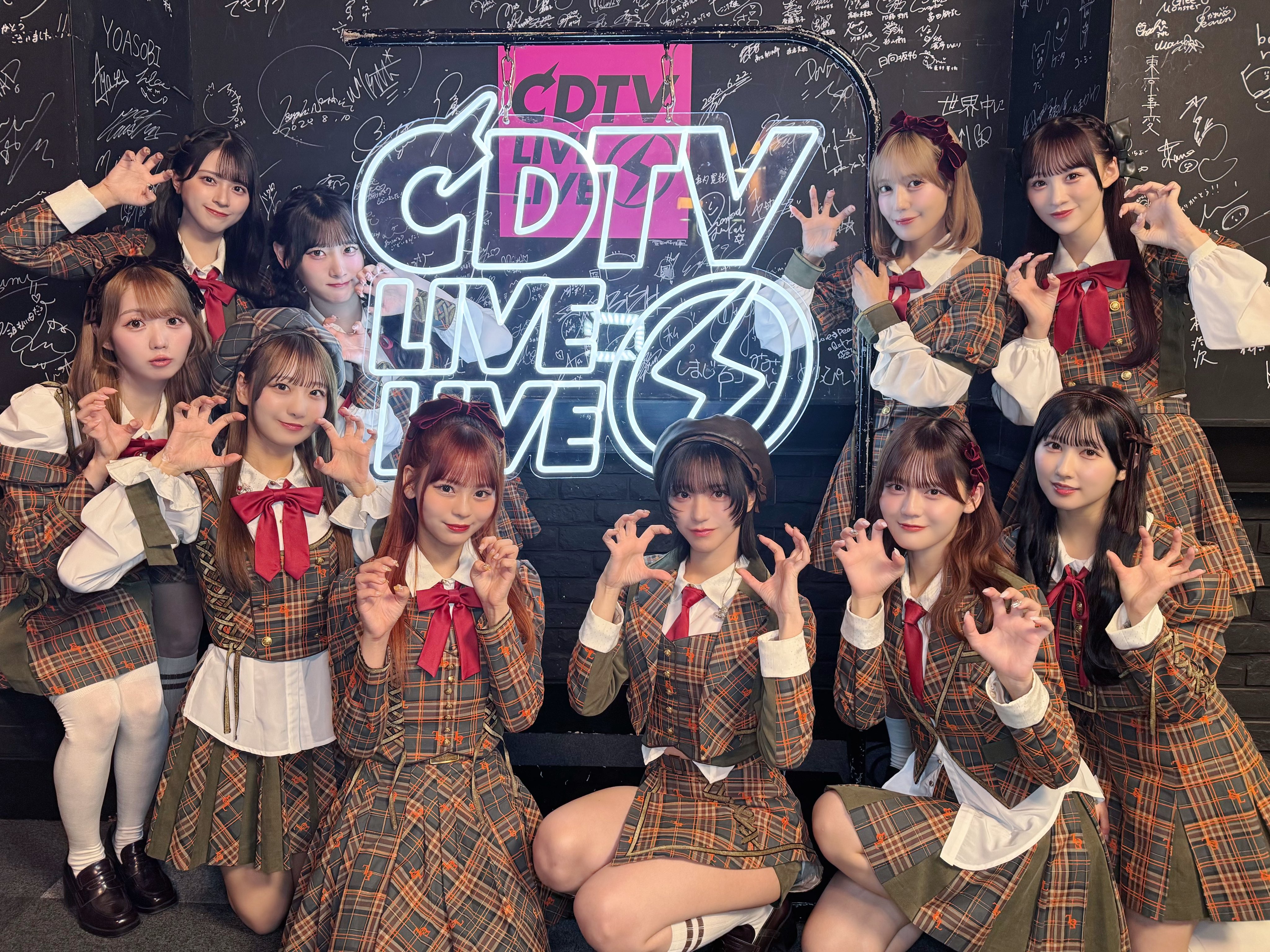 す*ん様 イコラブ　佐々木舞香　直筆　生写真　超特急逃走中 LOVE イコラブ 佐々木舞香 生写真 超特急逃走中 MV衣装