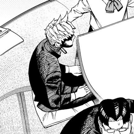 evilgvn's tweet photo. ⠀
picks  nose  .⠀
⠀ https://t.co/BT2S9uu749