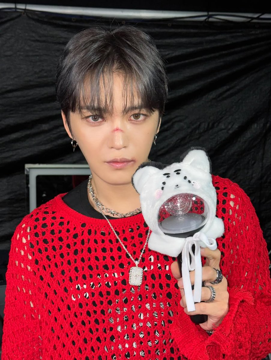 Kkorepo's tweet photo. #ジェジュン、キュートなロックスター…「ATA FESTIVAL」ビハインドカット 
🔗https://t.co/ZOMMHExcyp https://t.co/Jkpn2p4Nb9